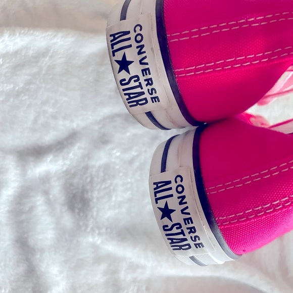 Converse High Top Sneakers size 9 women’s/ 7  pink - Picture 5 of 8